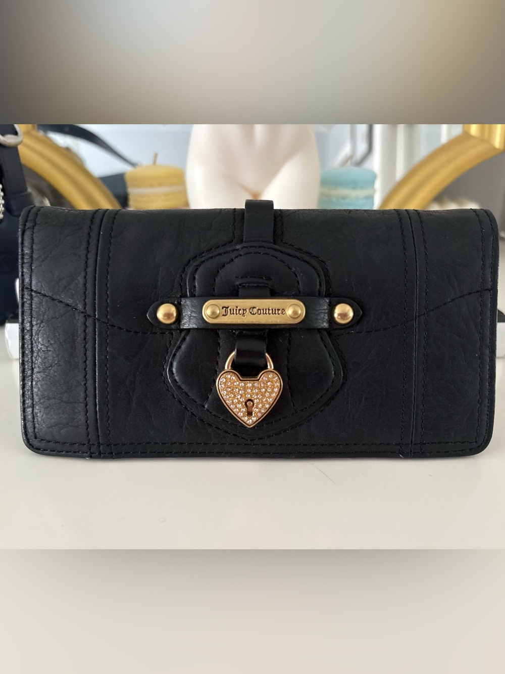 JUICY COUTURE Leather Vintage Wallet with Gold Heart Padlock & Key